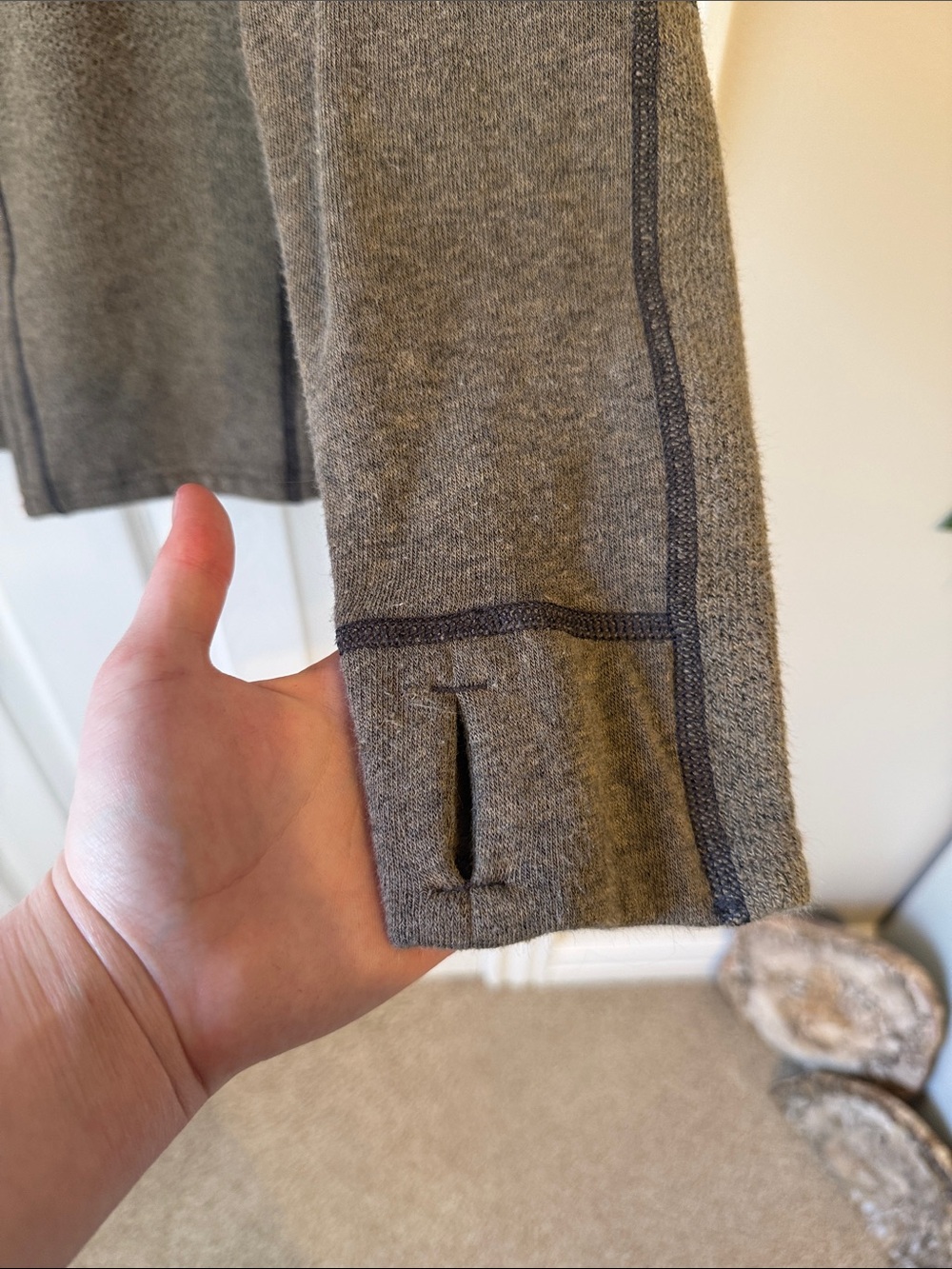 KÜHL Sweater - Picture 6 of 6
